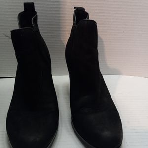 Michael Kors Suede Black 7.5 Leather Point Toe Pull On Heeled Ankle Boots Bootie